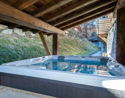 Apartment Mathilde | 4-Bedroom Chalet in Val-d’Isere Tignes