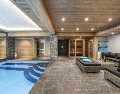 Chalet Rochelle | 6-Bedroom Chalet in Courchevel 1330 Three Valleys