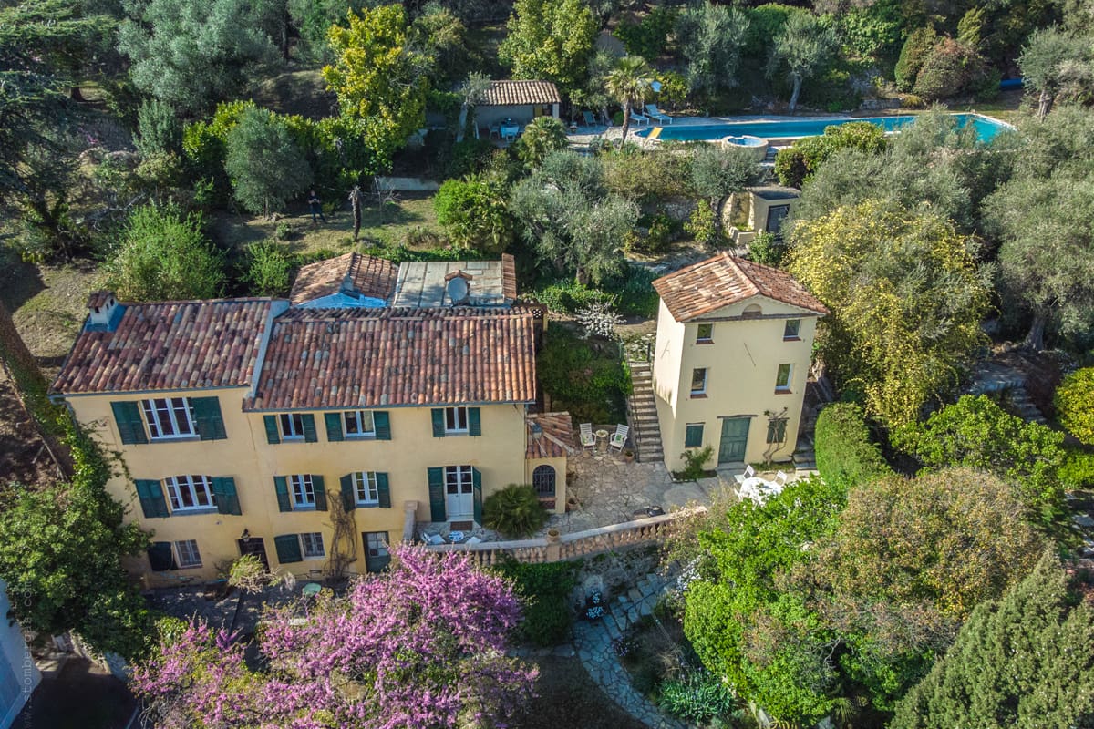 Luxury villas in Grasse