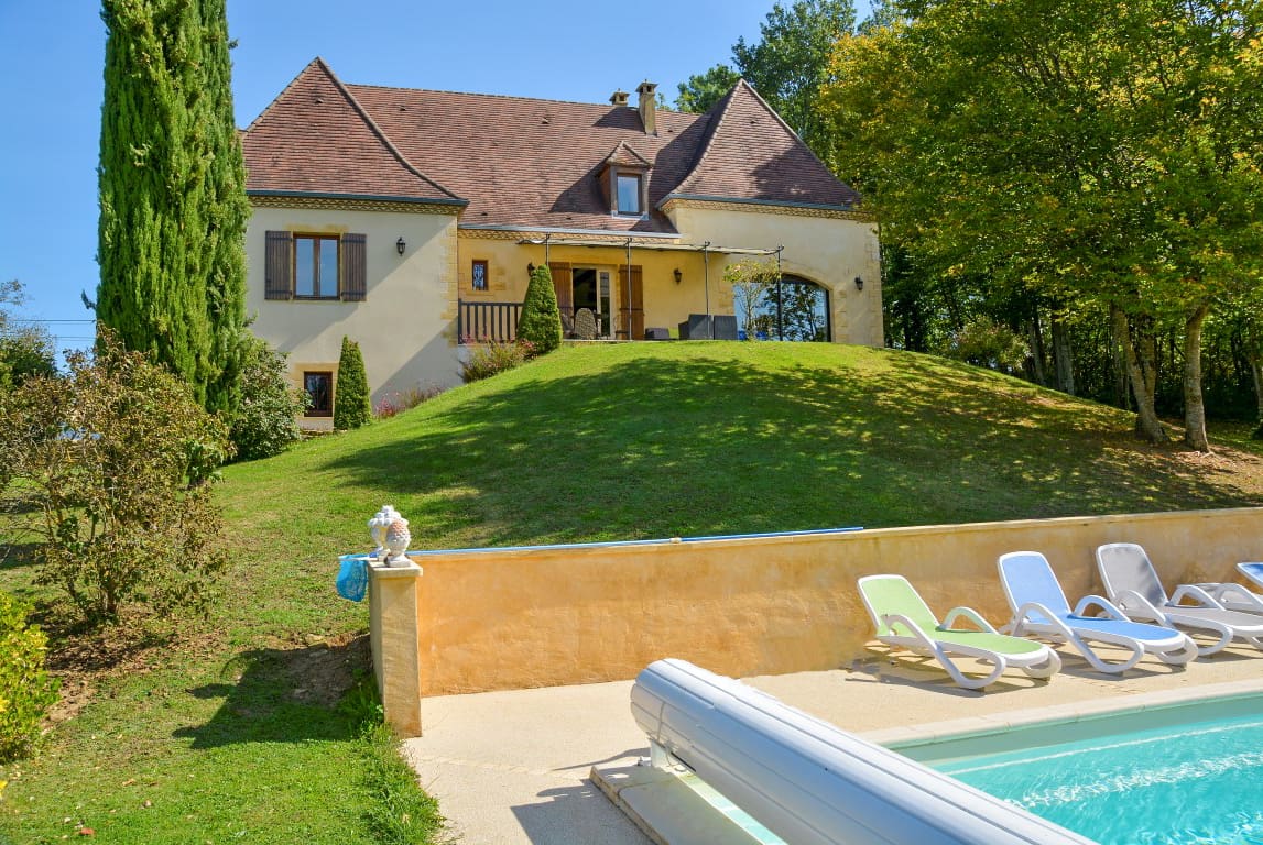 Luxury villas in Vézac