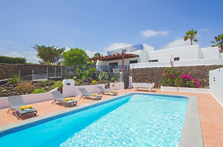 Villa Quema | 4-Bedroom Villa in Tias Puerto del Carmen