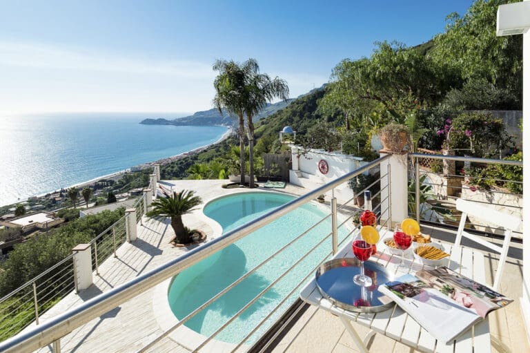 Pigna Rossa | 4-Bedroom Villa with Private Pool in Letojanni