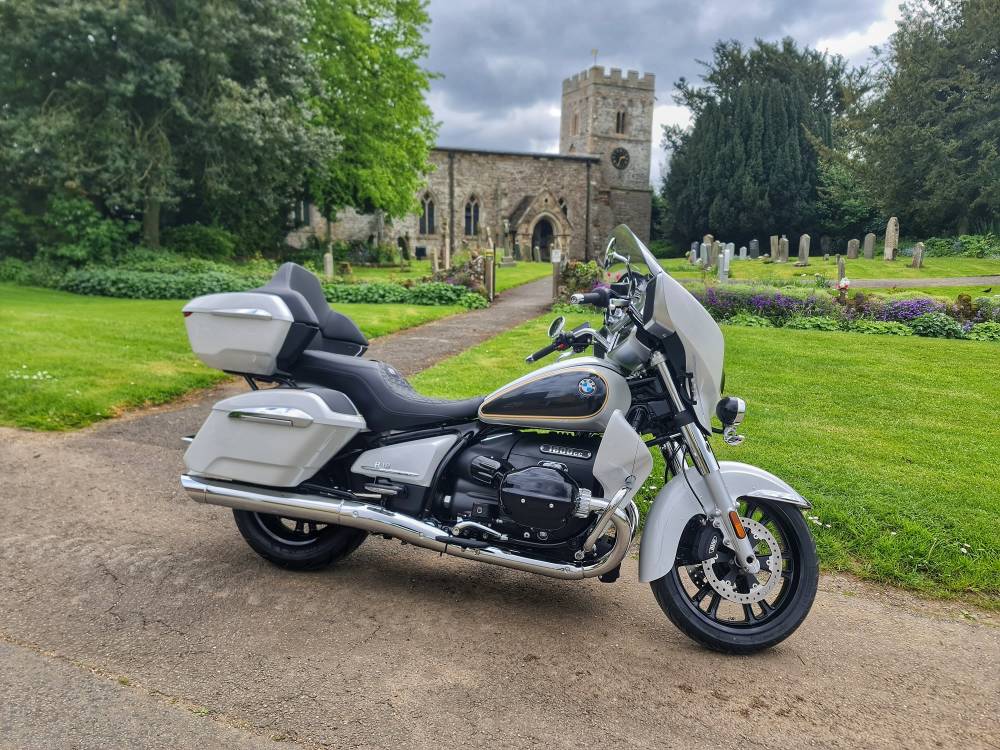 BMW R18 Transcontinental – The World Is Your Oyster