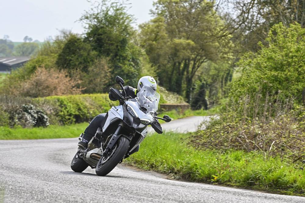 Ducati Multistrada V4 S – Bellezza e Potere