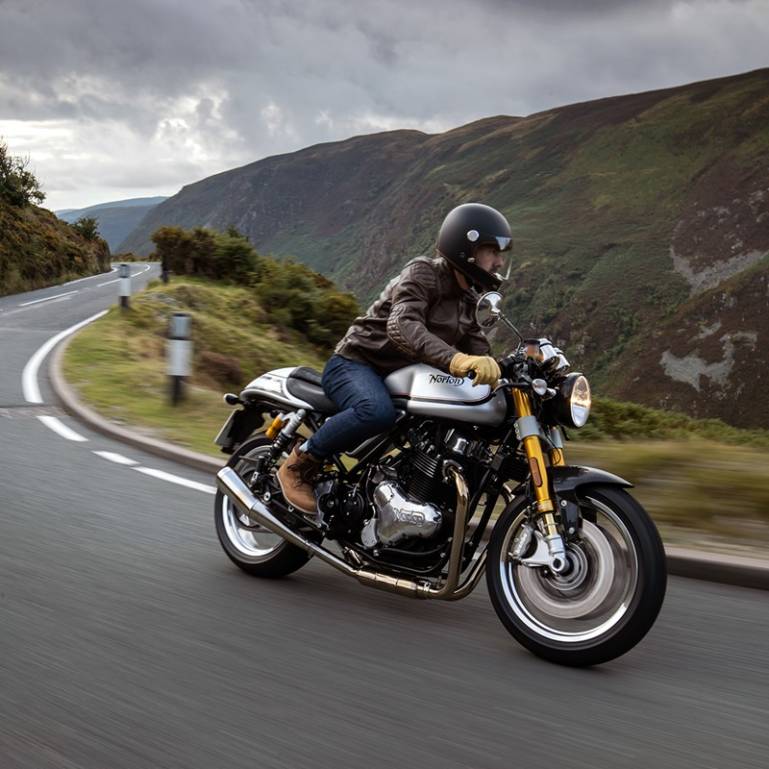 The Norton Commando 961 – A British Icon Redefined