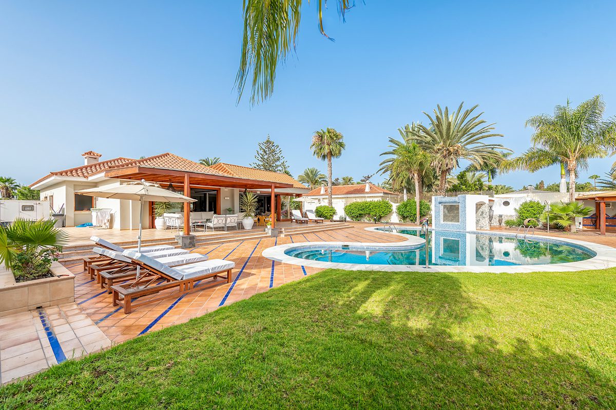 Luxury villas in Las Palmas
