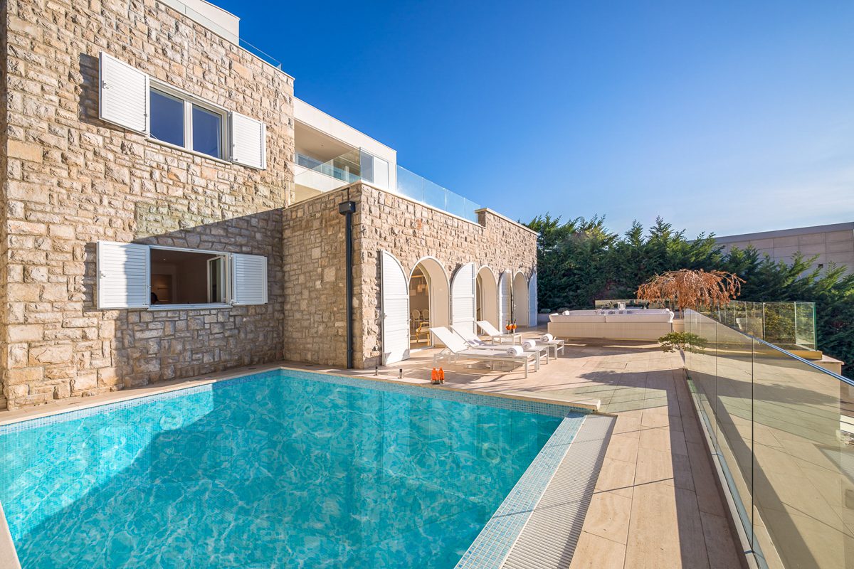 Luxury villas in Primošten