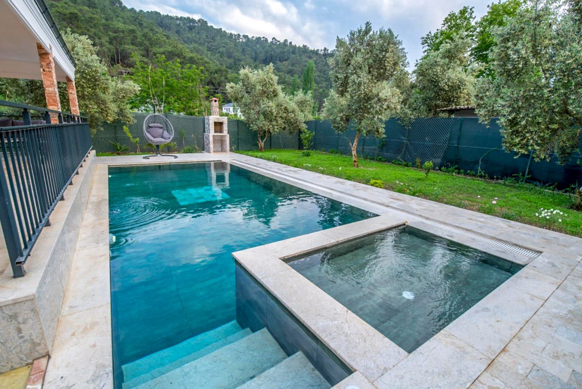 Rent Villa Frenk Turkey