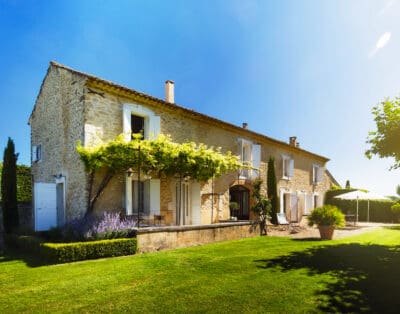 Maison Aromatique | 7-Bedroom Villa with Private Pool in ROBION