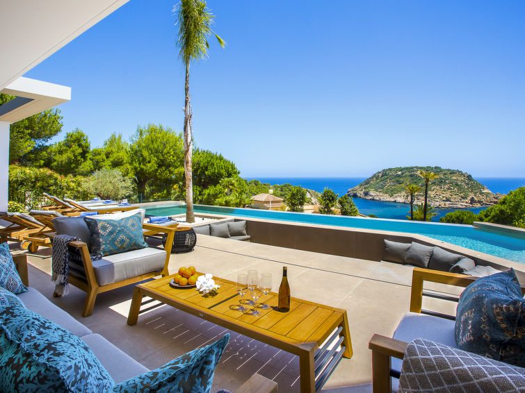Luxury Villa El Refugio: Your Ideal Holiday Retreat for Unforgettable Getaways, Jávea