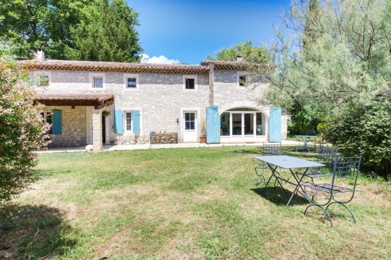 Maison Paradis | 5-Bedroom Villa in EYGALIERES Eygalieres