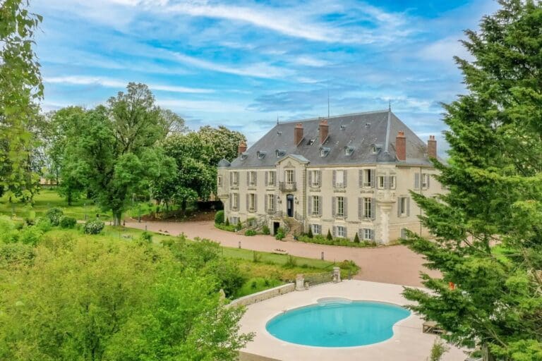 Chateau Morvan: Exquisite Luxury Chateau Rental in Burgundy with Private Pool