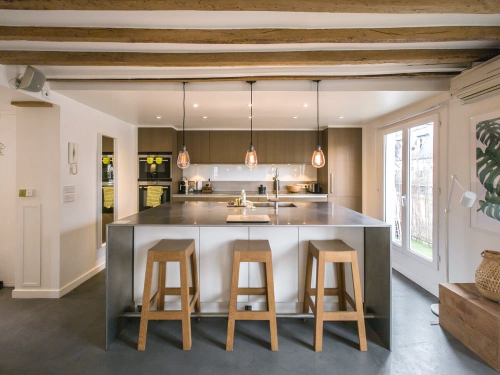 Villa Nacre Cluny Saint Germain des Pres – Odeon: Chic 1-Bedroom Apartment Rental with Air-Con in Saint Germain des Pres