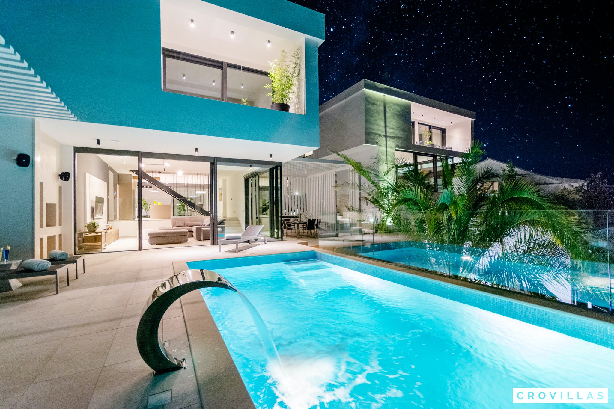 Kuca Lefkos Meje Split: Luxury 3-Bedroom Apartment with Seaview and Pool, Split