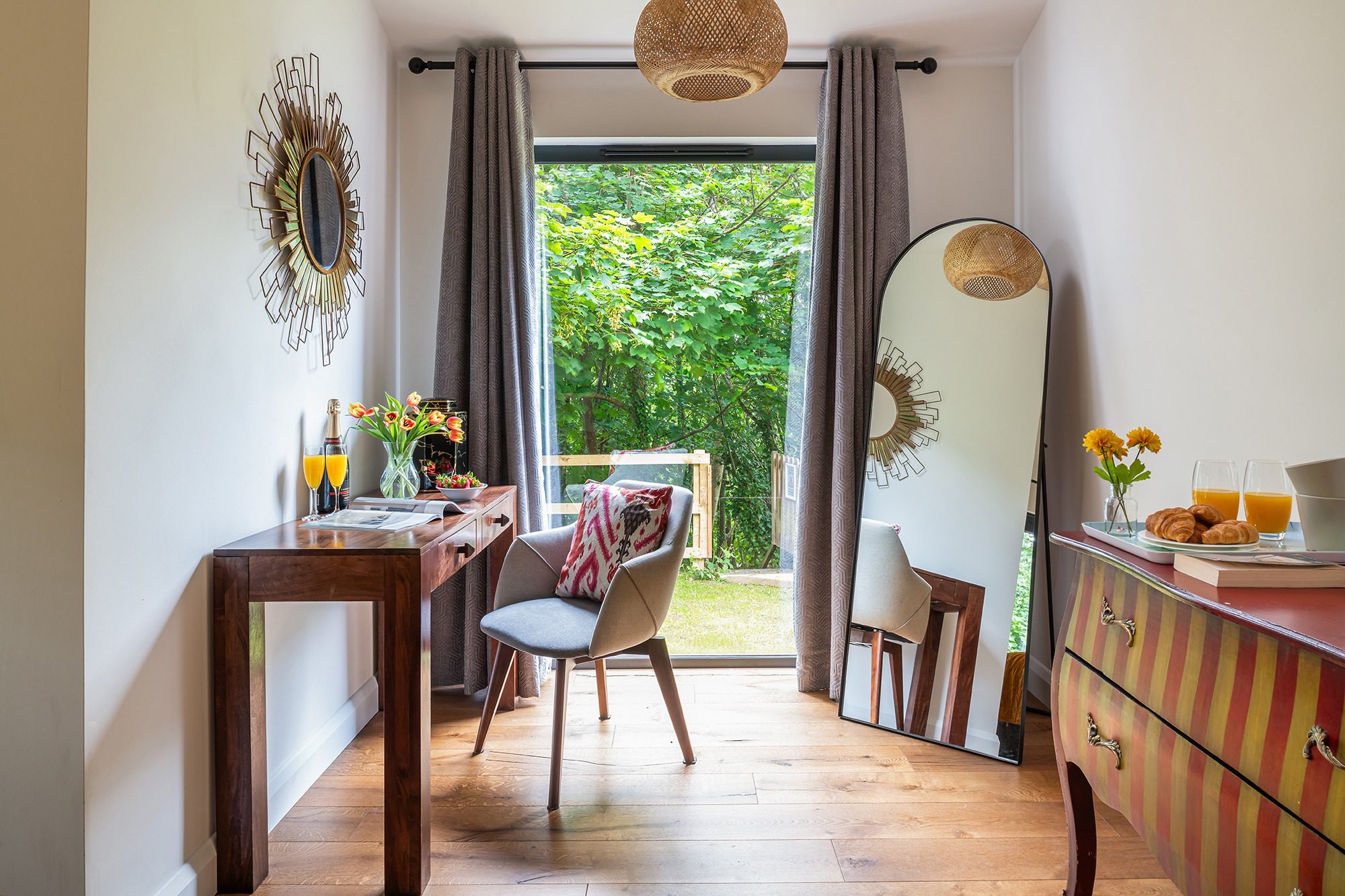Cottage Helm Gidcott Devon: Luxury 3-Bedroom Cottage with Hot Tub & Sea Views – Devon