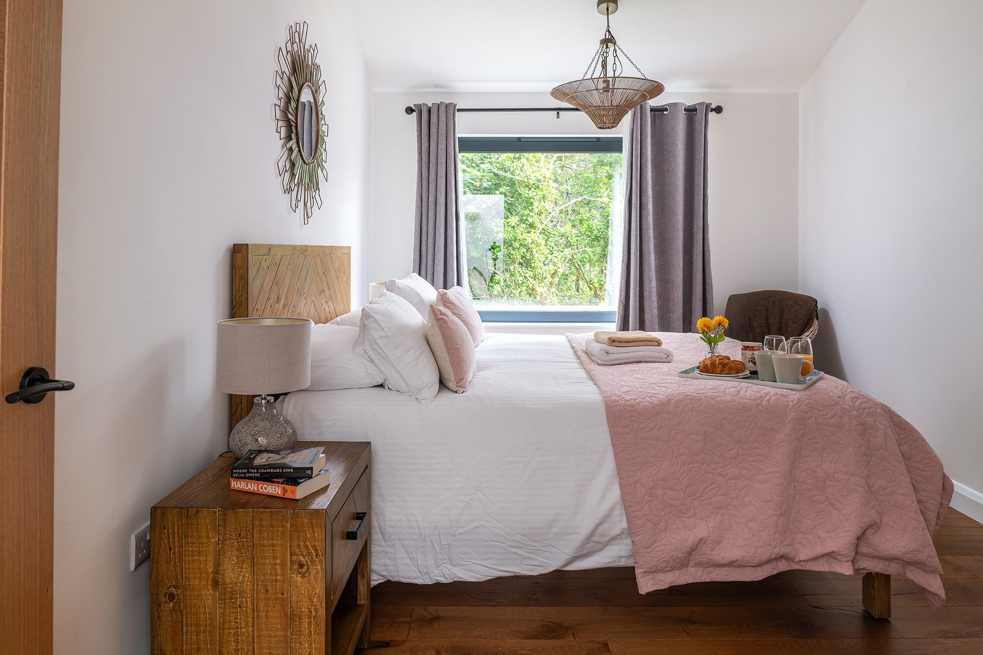 Cottage Helm Gidcott Devon: Luxury 3-Bedroom Cottage with Hot Tub & Sea Views – Devon