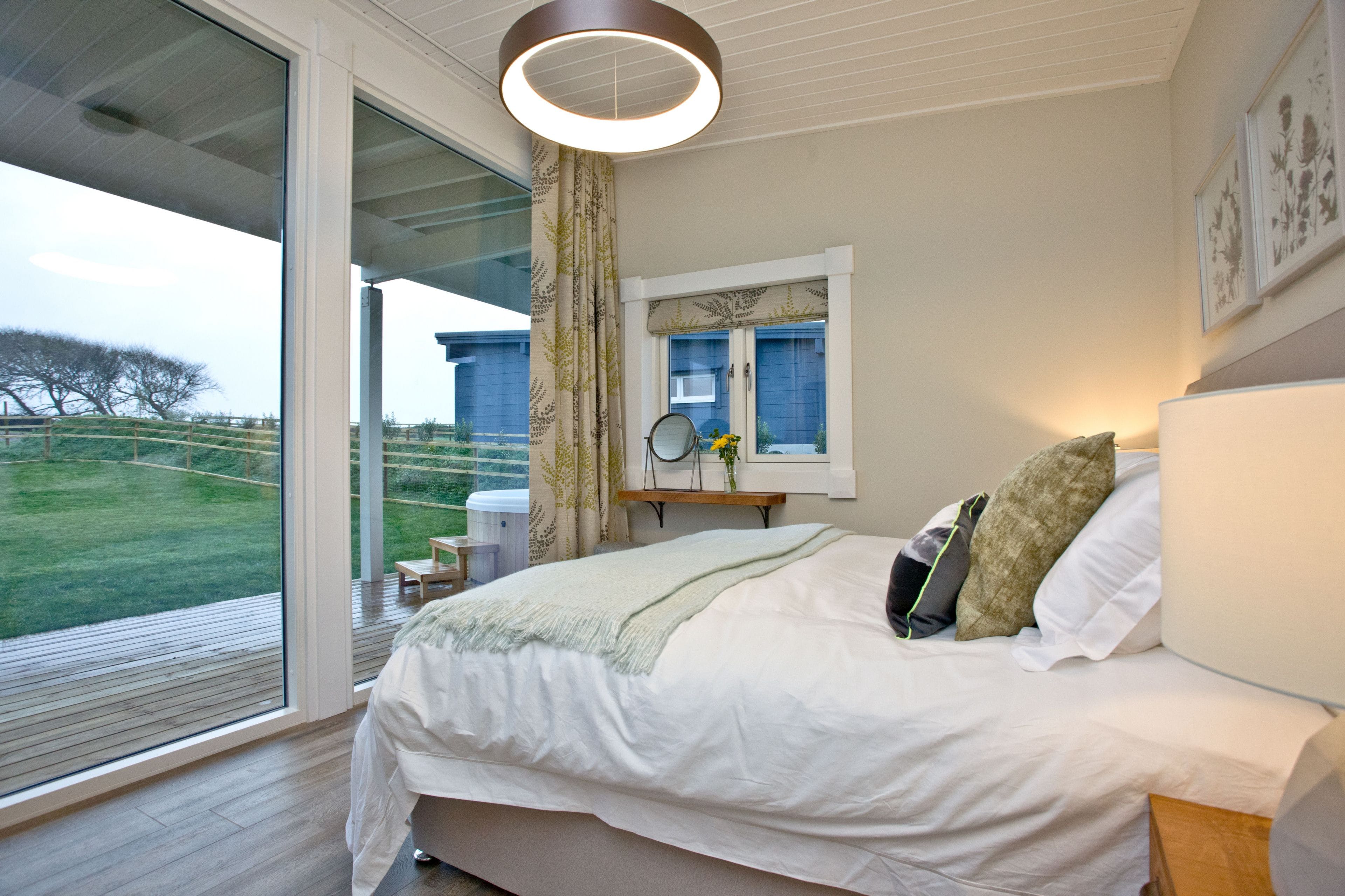 Cottage Helm Heather Woolacombe: Luxury 1-Bedroom Cottage with Hot Tub and Sea Views, Woolacombe
